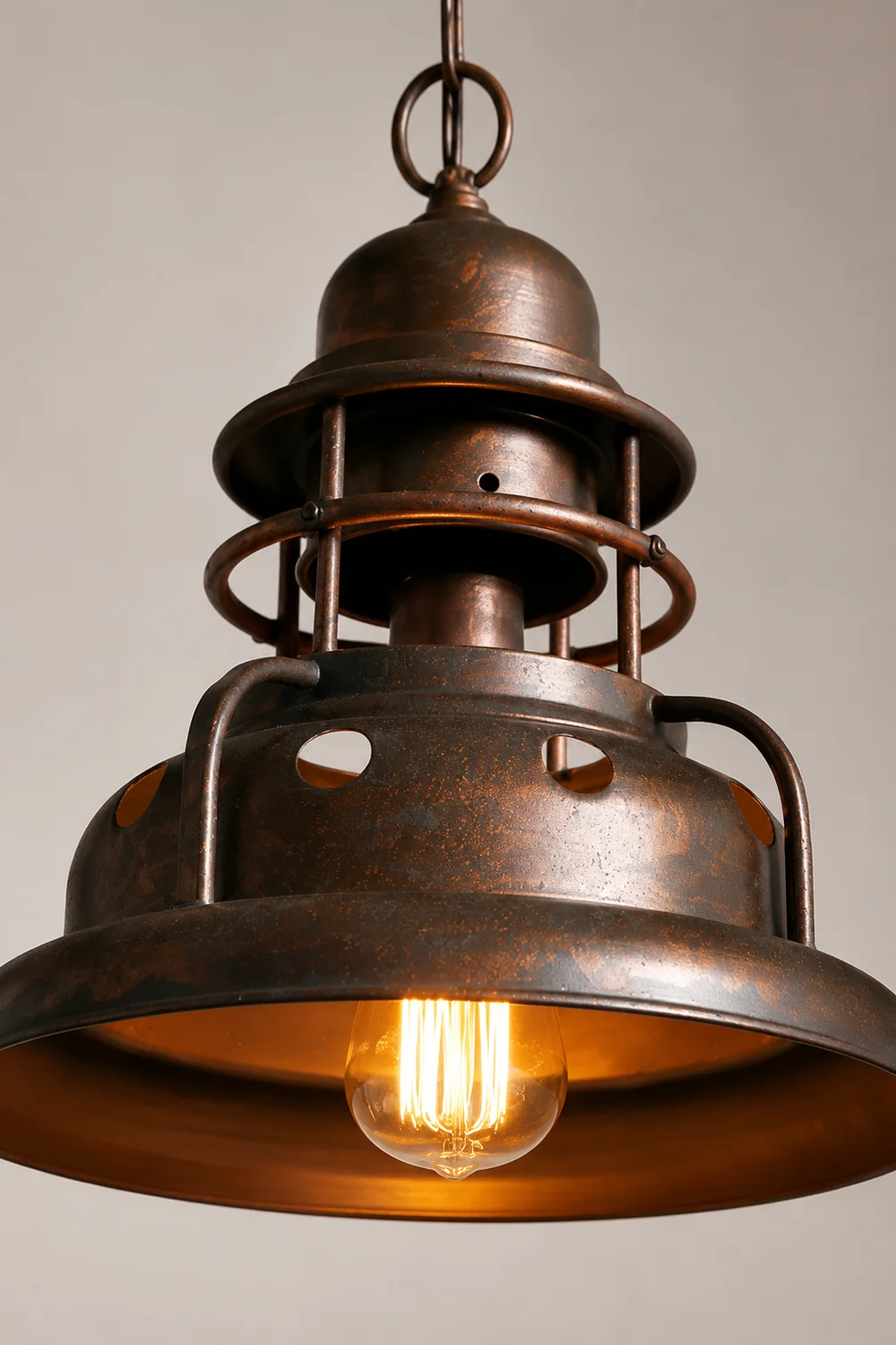 Alessio Industrial Retro Vintage Pull Cnain Pendant Light, Brass, Metal - Lumpaz