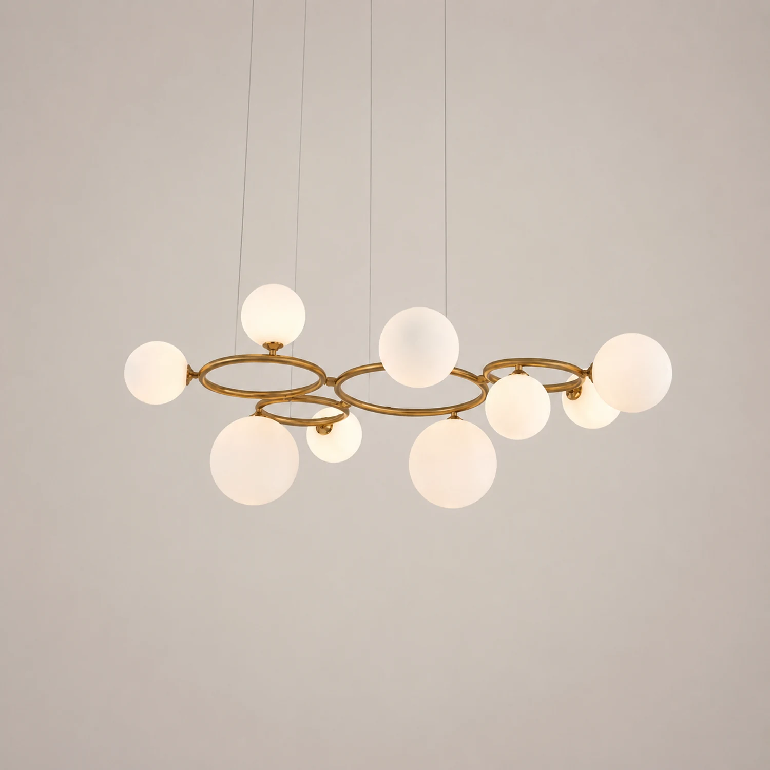 Valentina Modern Designe Wave Metal/Glass Pendant Light, White/Gold - Lumpaz
