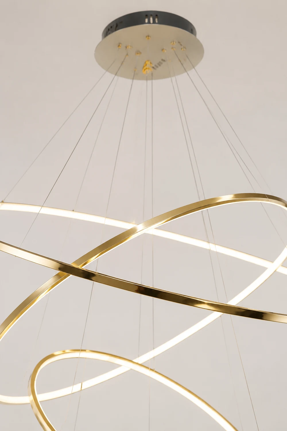 Arisha Minimalist Ring Metal Pendant Light, Gold, Living Room - Lumpaz
