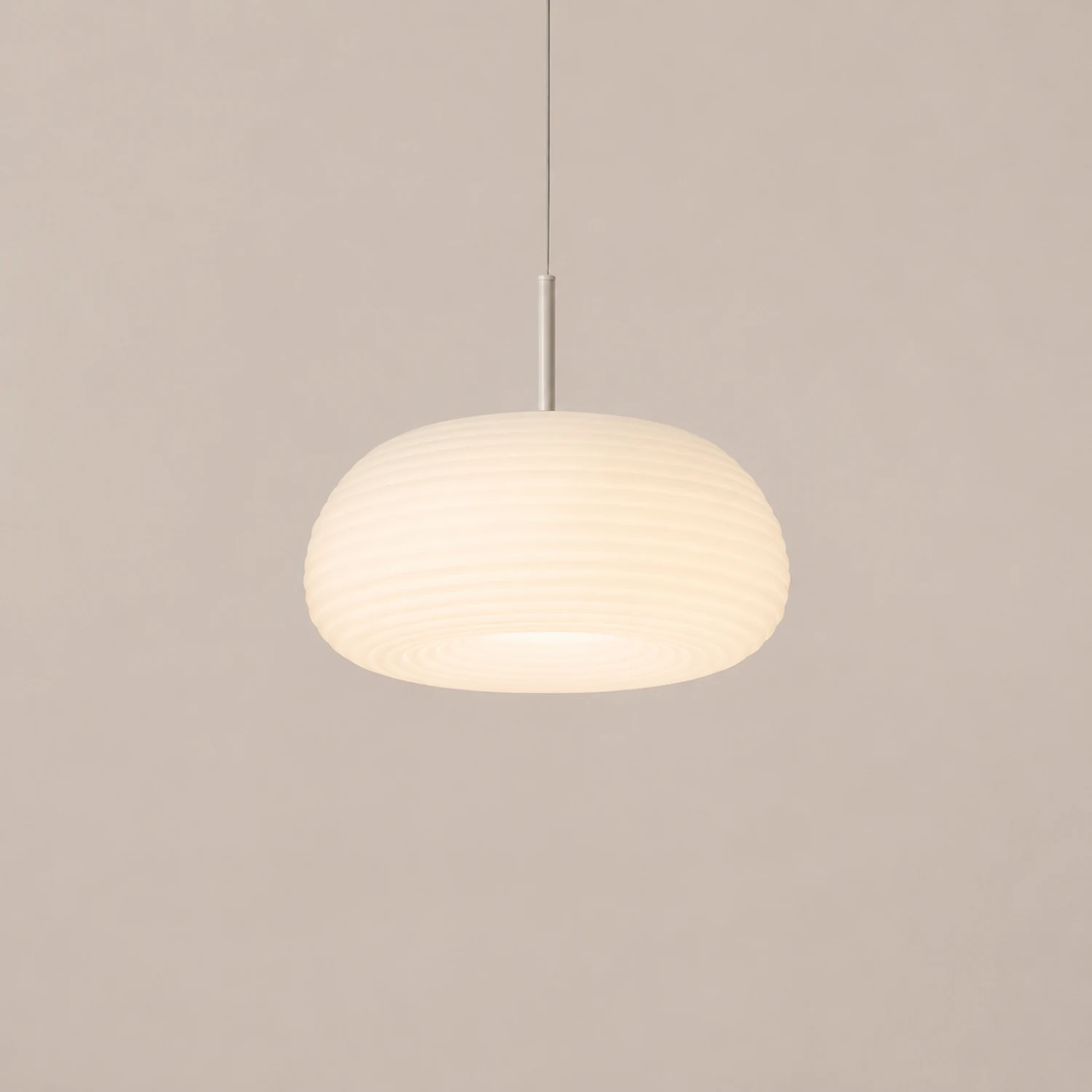 Renée Drum Shape White Pendant Light, Metal & Acrylic - Lumpaz