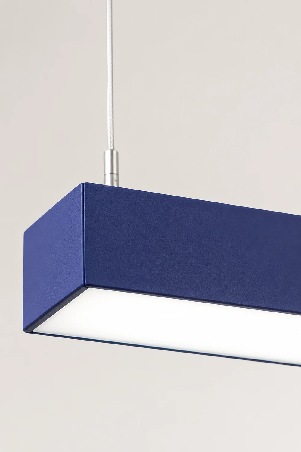 Edge Office Linear Minimalist Rectangular Pendant Light - Lumpaz