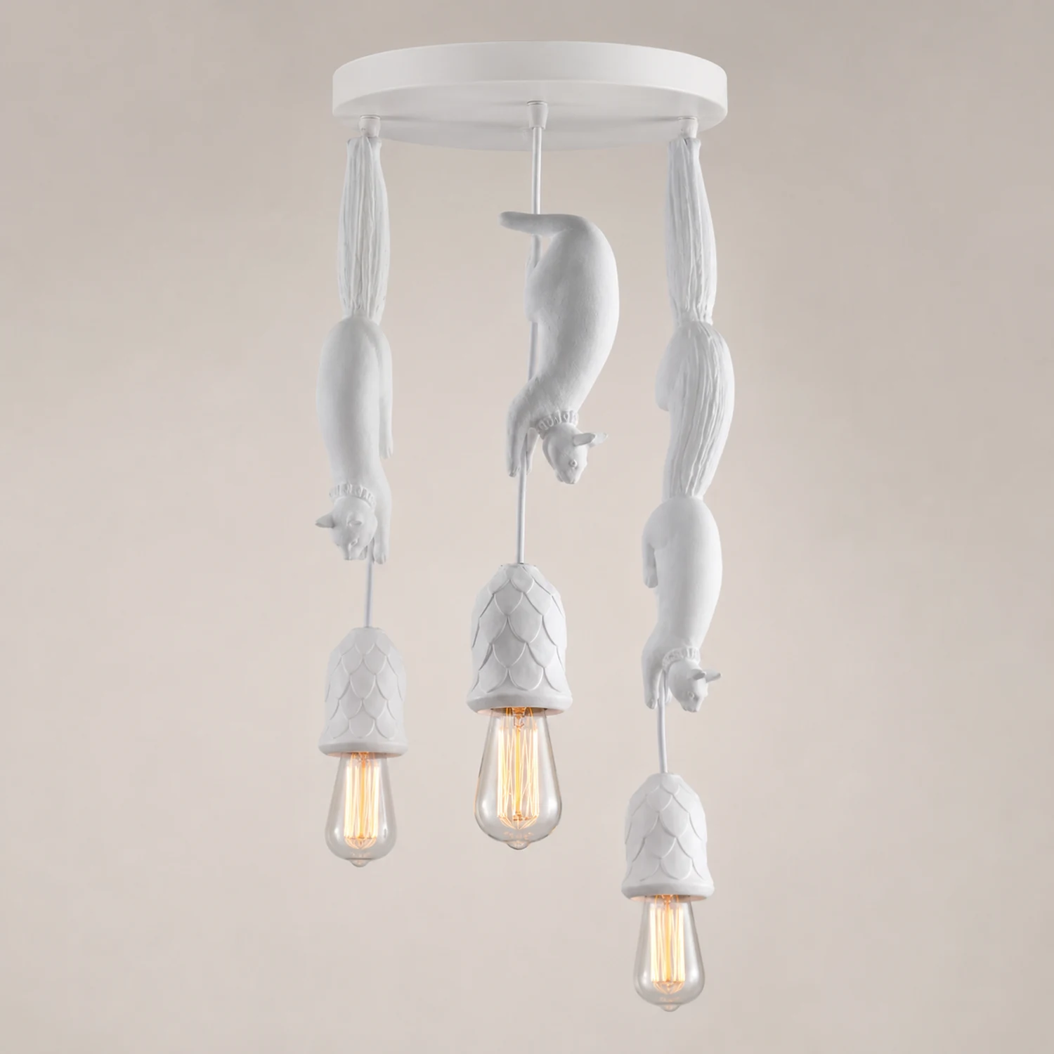 Valentina Pendant Light Squirrel/Pinecone Modern, Resin, Black/White/Blue/Pink, Restaurant - Lumpaz