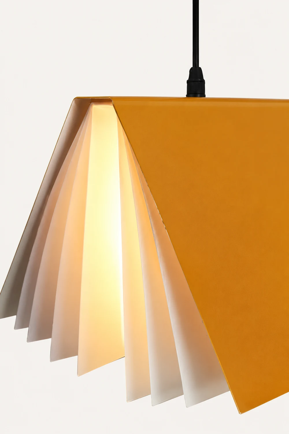 Minori Creative Colorful Book Pendant Light - Lumpaz