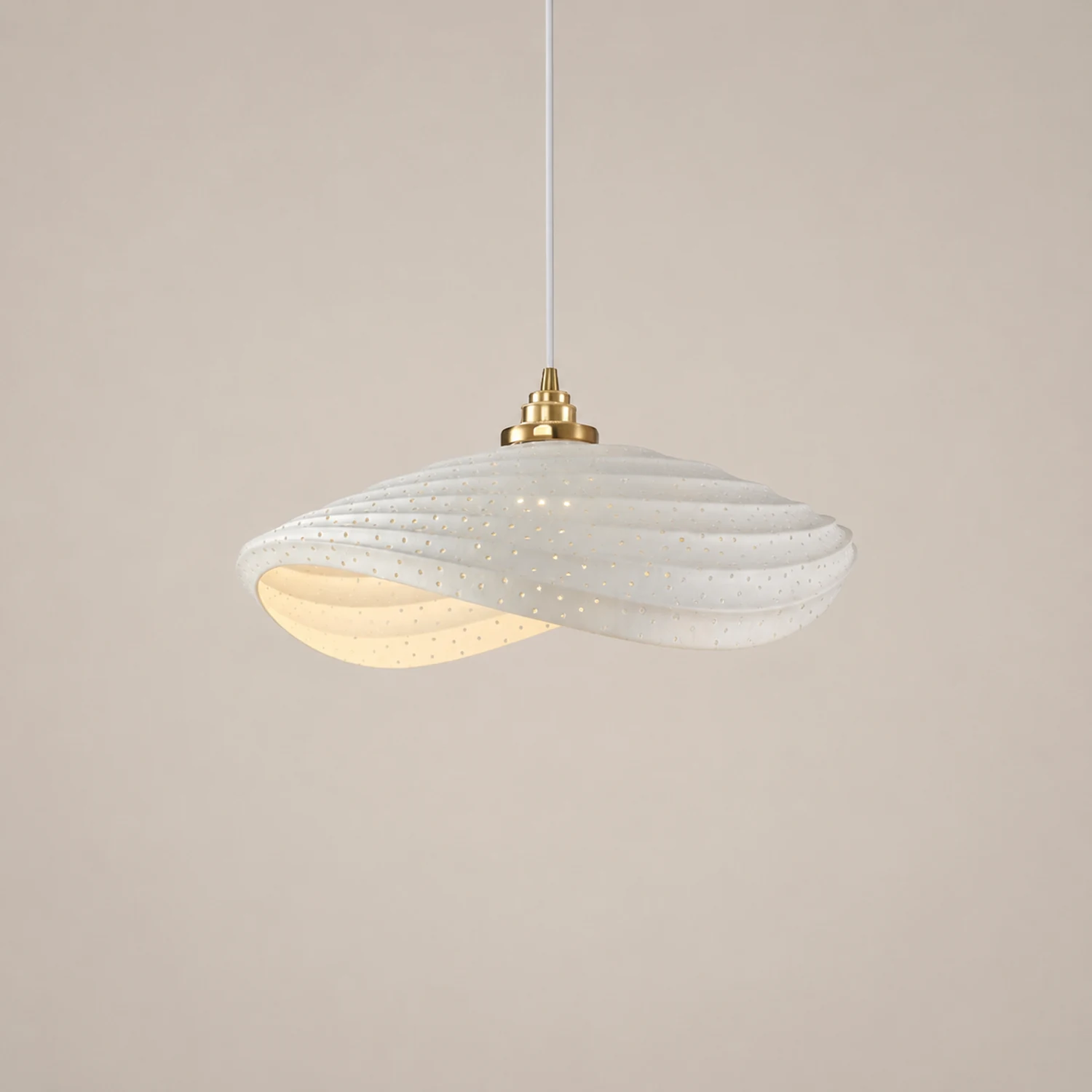 Renée Wabi-Sabi Minimalisme Ripple Pendant Light, Resin&Metal - Lumpaz