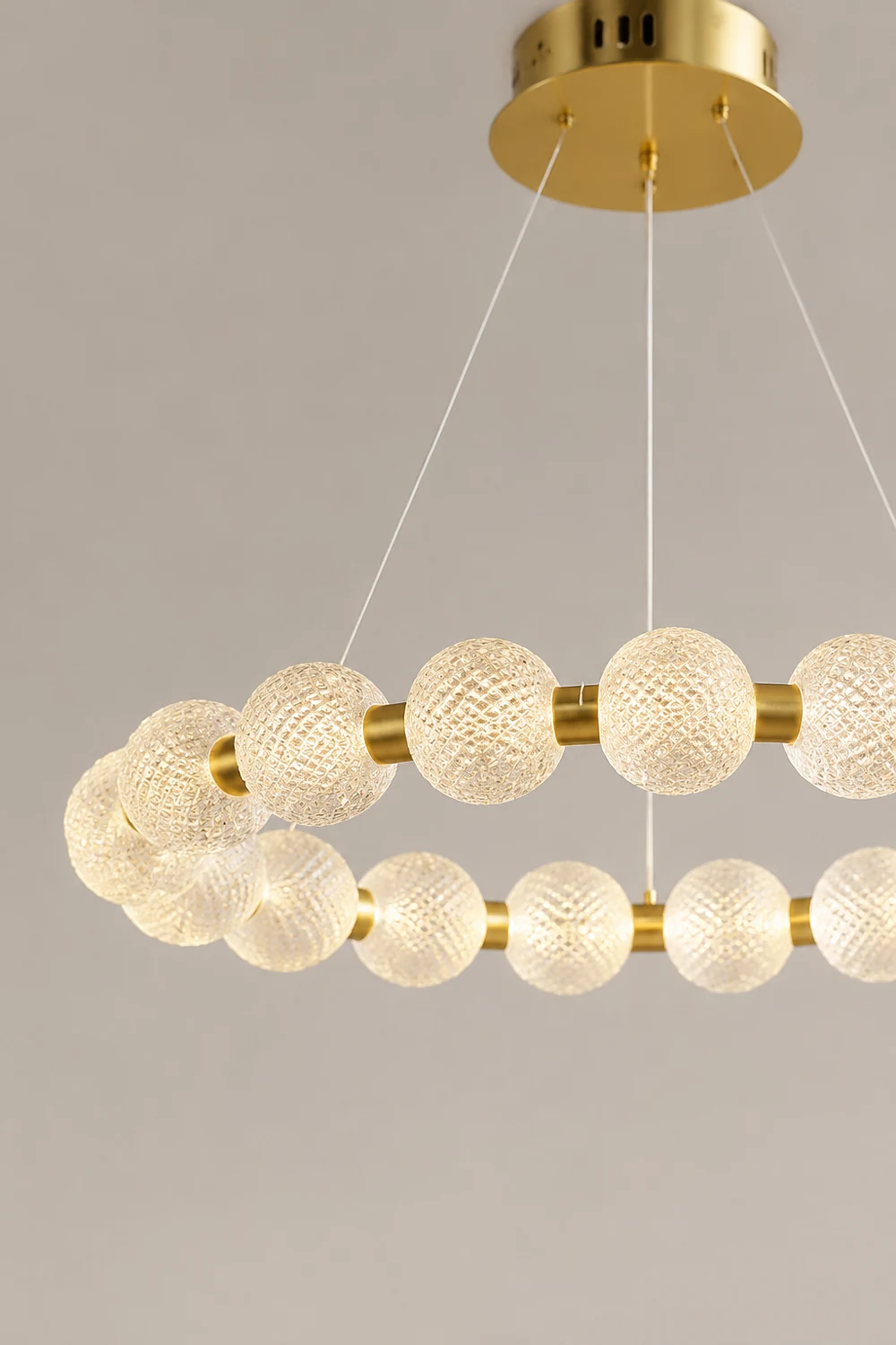 Marilyn Design Ring Metal Pendant Light, Gold, Aluminium/Acrylic - Lumpaz