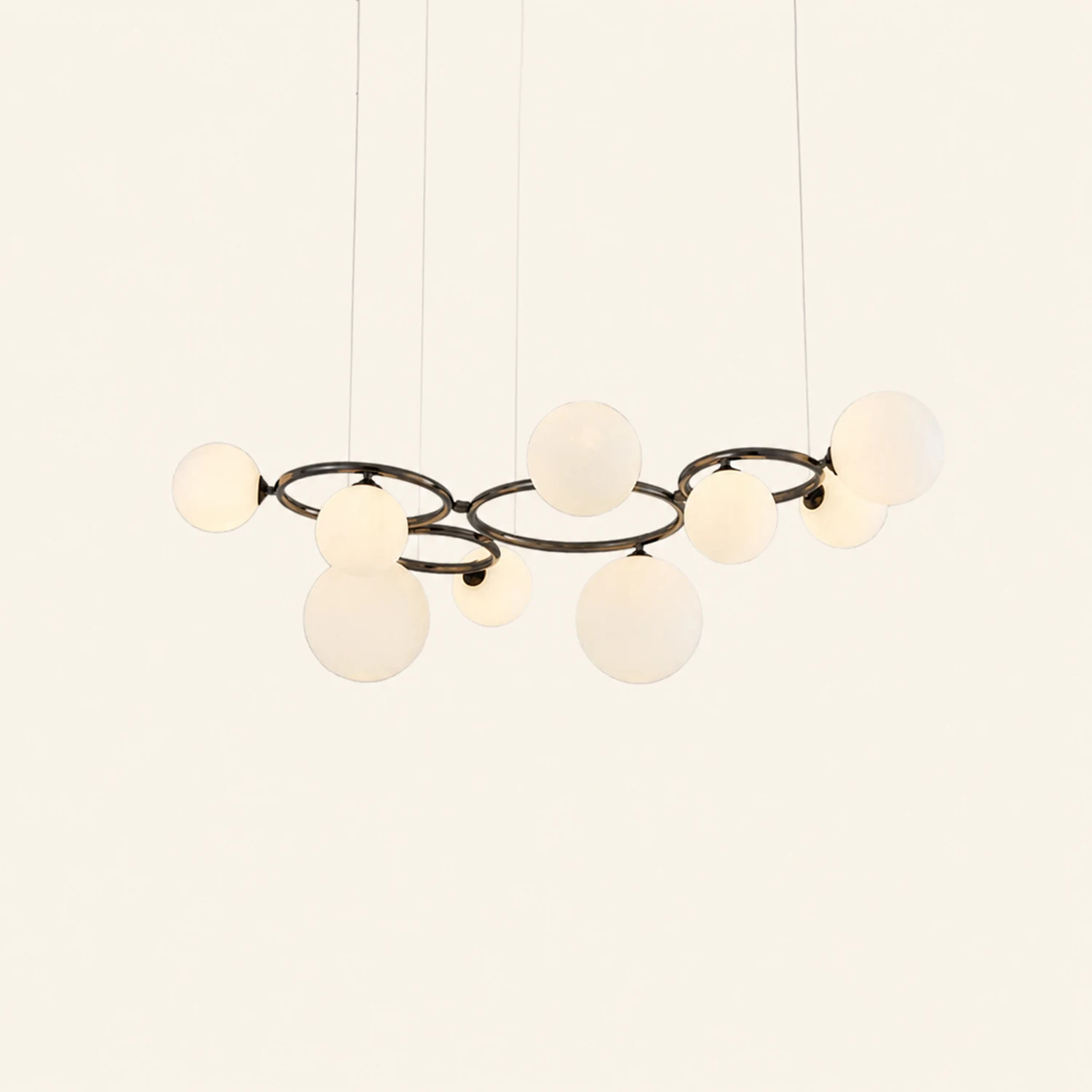 Valentina Modern Designe Wave Metal/Glass Pendant Light, White/Gold - Lumpaz