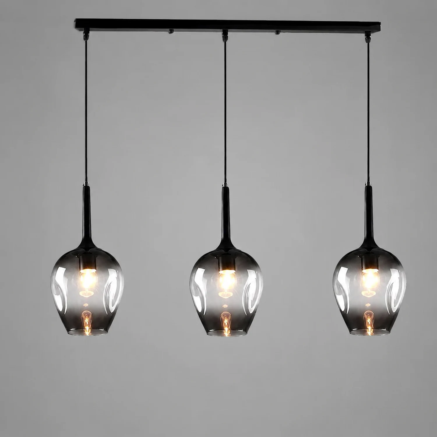 Hailie Modern Globo Glass Pendant Lignt, Clear/Amber/Blue/Gray/Smoke/Gray - Lumpaz
