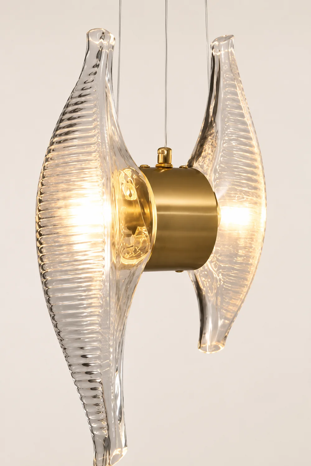 Kirsten Luxury Capiz Shell Pendant Light, Glass/Metal, Bedside/Dining Room - Lumpaz