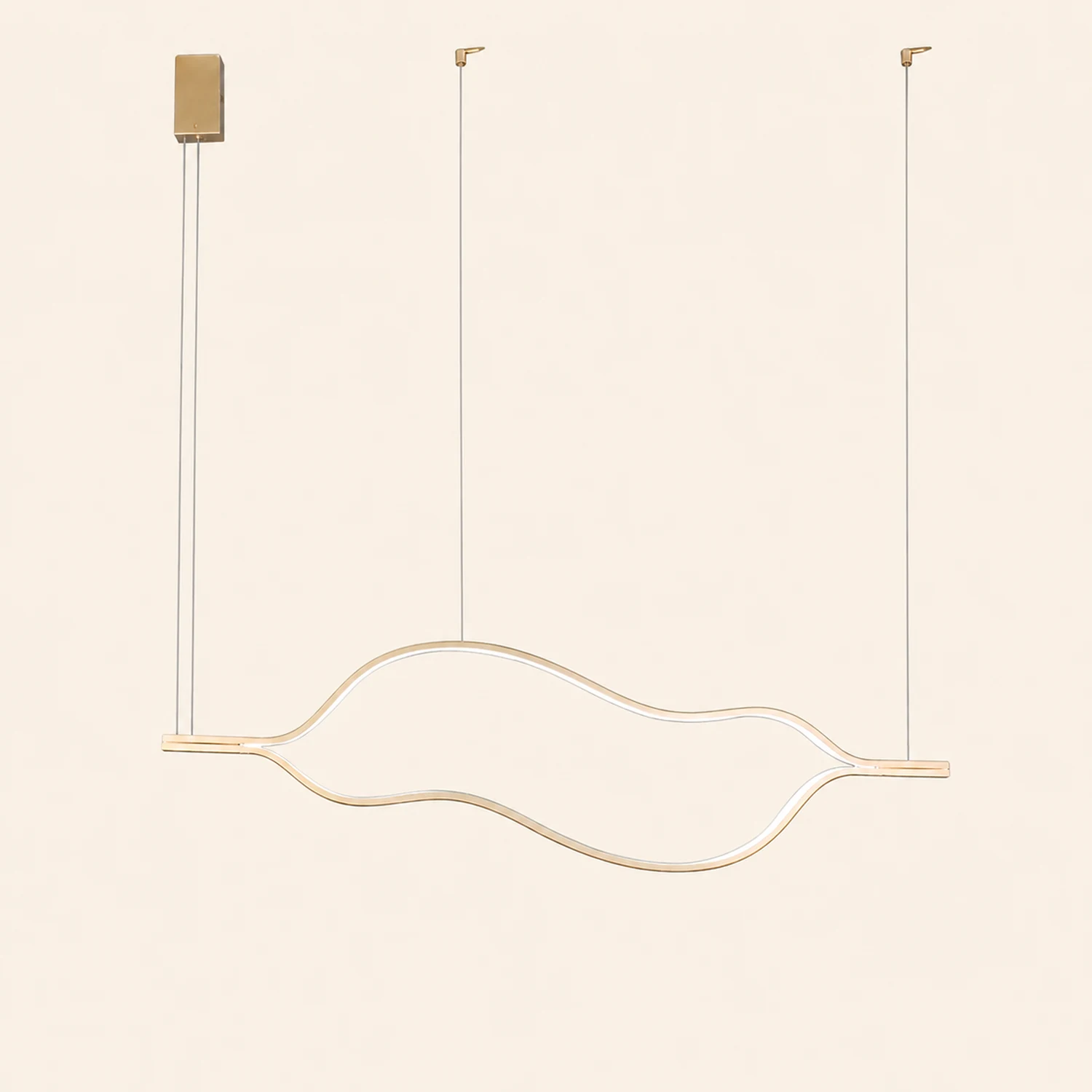 Edge Wave Pendant Light, Gold, 31.5"/39.3"/47.2" - Lumpaz