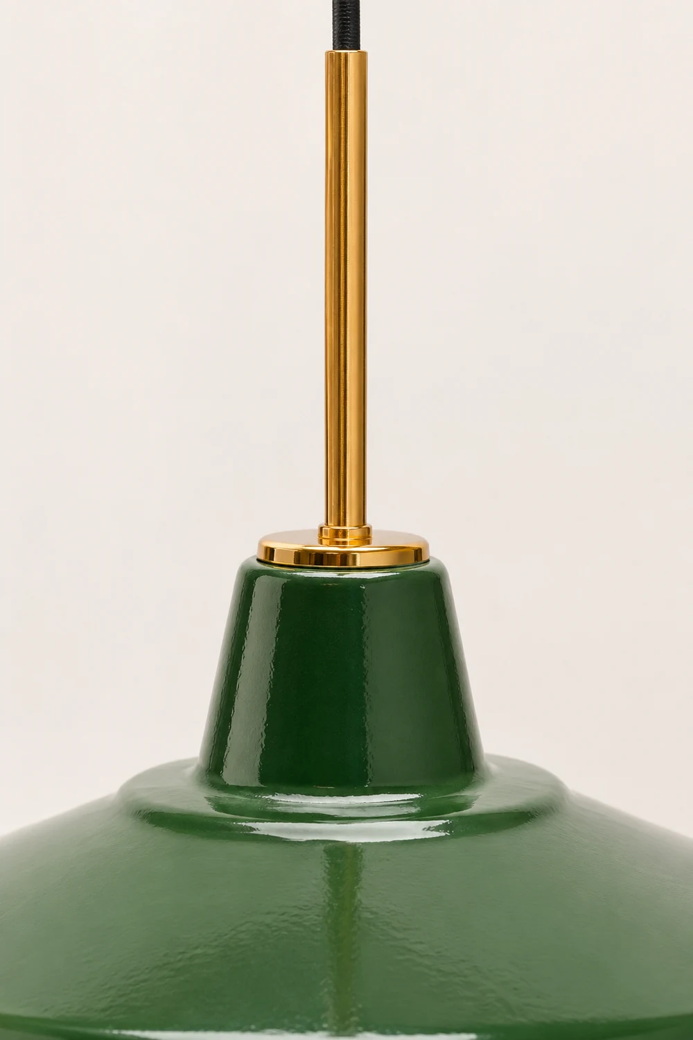 Cairns Vintage Metal Arched Pendant Light, Green - Lumpaz