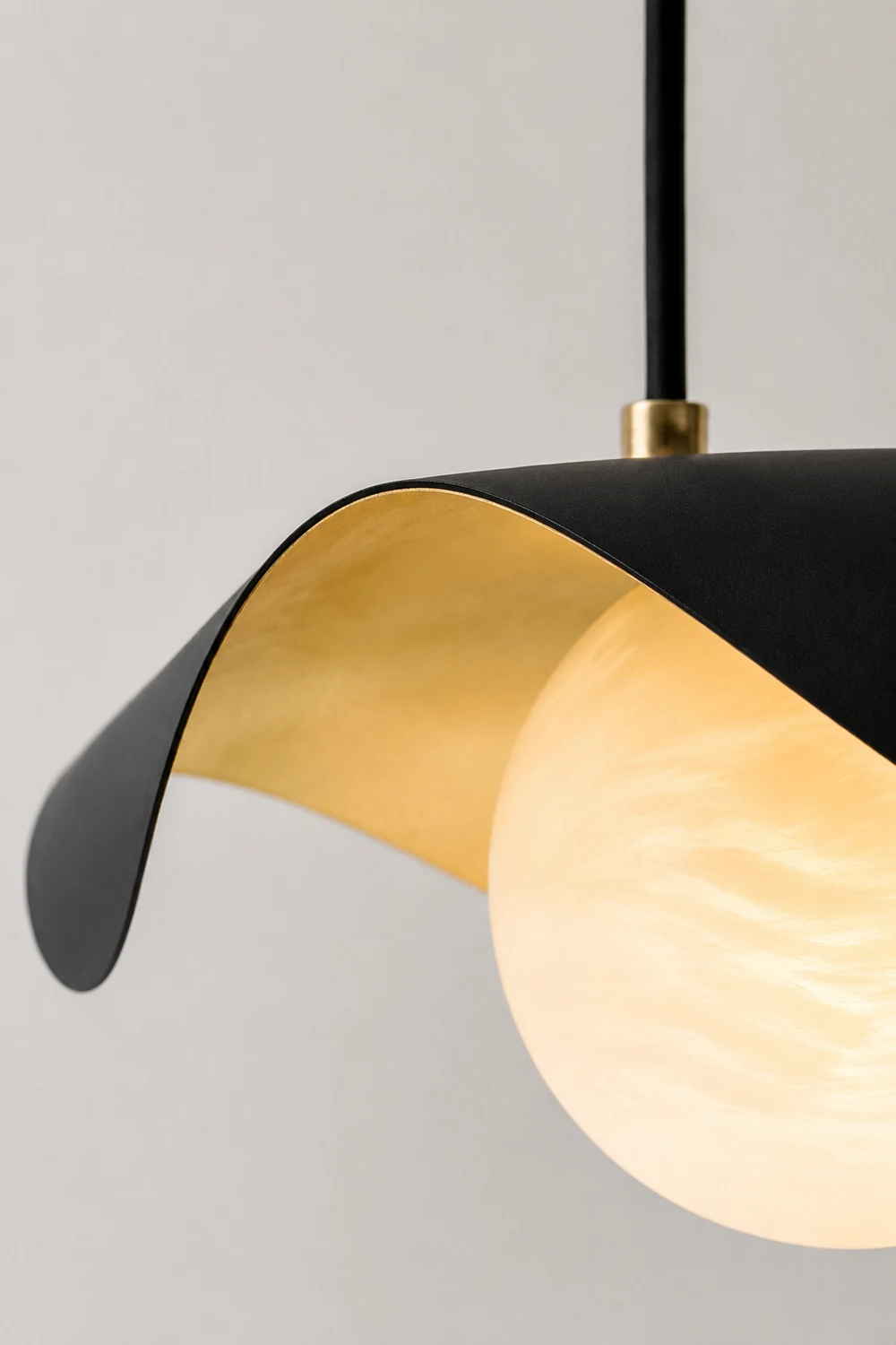 Eveline Modern Nordic Minimalist Metal/Marble Pendant Light, Black - Lumpaz