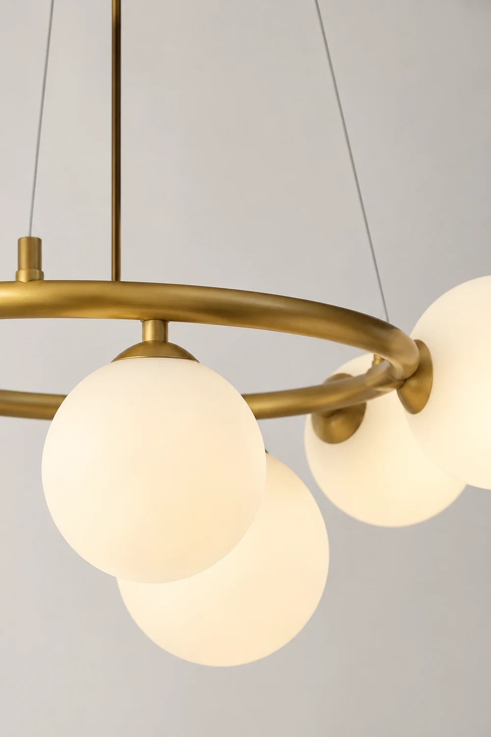 Valentina Modern Designe Wave Metal/Glass Pendant Light, White/Gold - Lumpaz