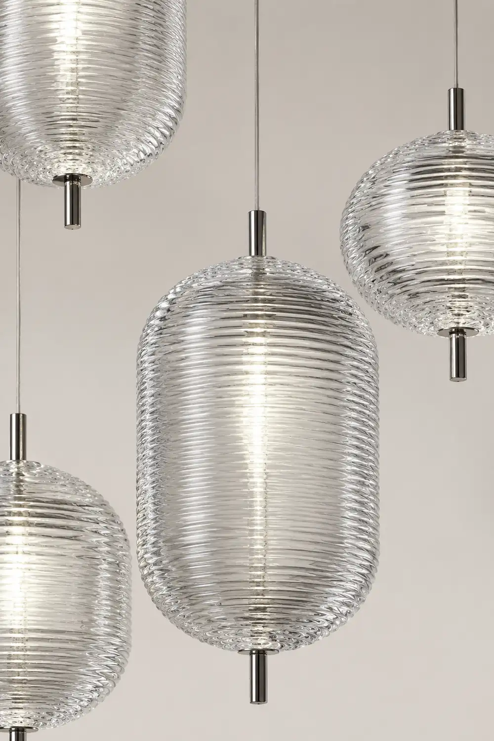 Hailie Designer Art Modern Pendant Light, Black/Gold - Lumpaz