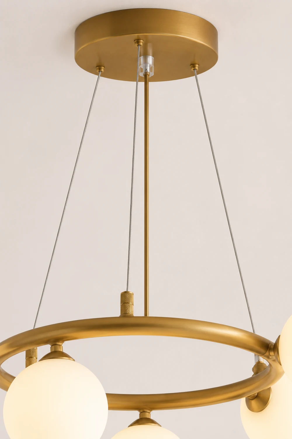 Valentina Modern Designe Wave Metal/Glass Pendant Light, White/Gold - Lumpaz