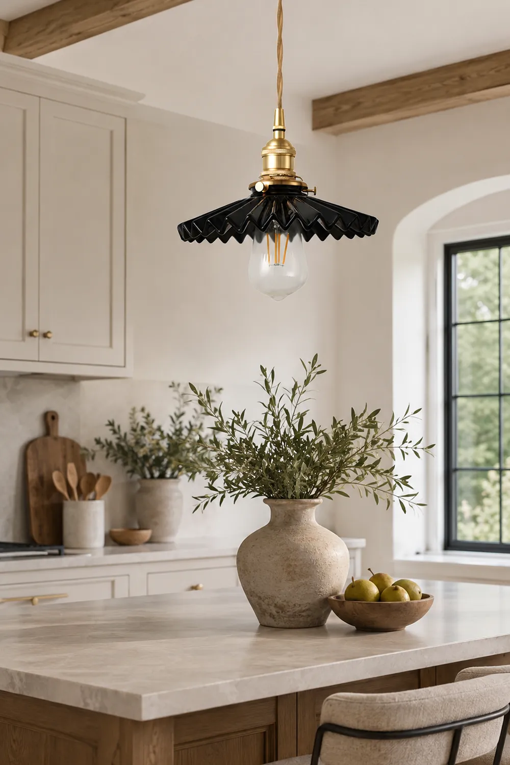 Alessio Industrial Vintage Rustic Metal Pendant Light, Black/White - Lumpaz