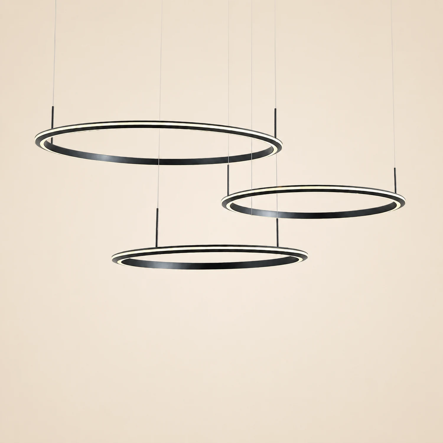 Arisha Minimalist Ring Metal Pendant Light, Black - Lumpaz