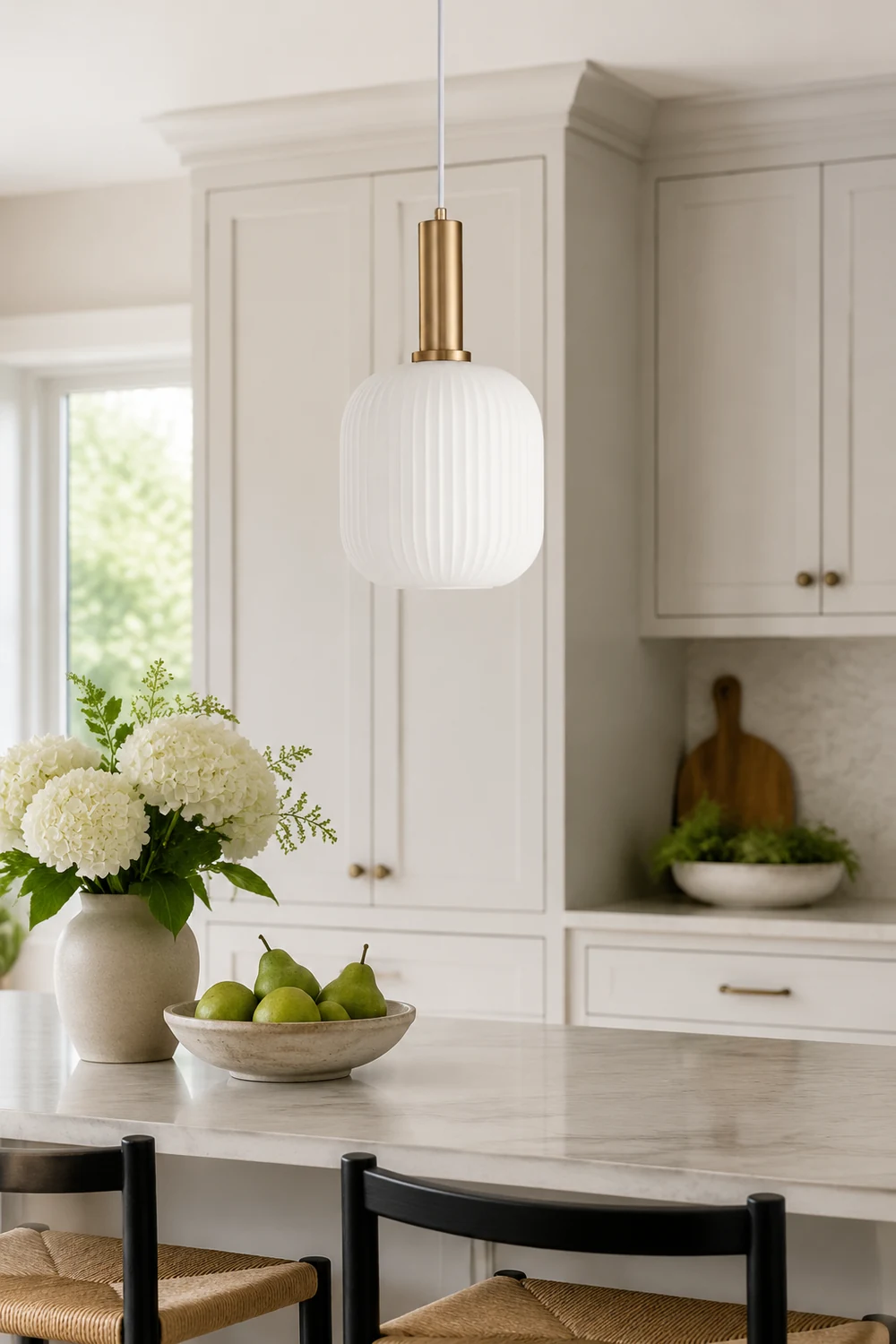 Hailie Morden Bubble Glass Pendant Light, White, Bedroom - Lumpaz