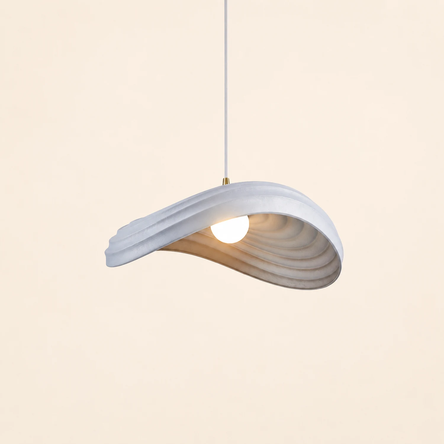 Renée Wabi-Sabi Minimalisme Ripple Pendant Light, Resin&Metal - Lumpaz