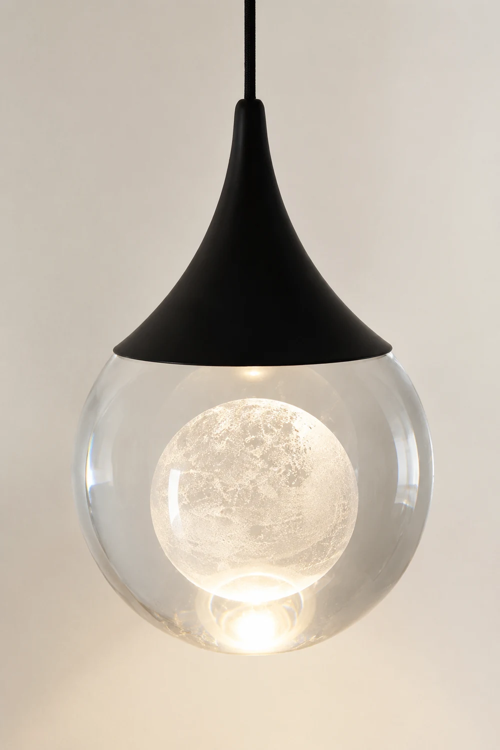 Elif Minimalist Moon Metal Pendant Light,Black - Lumpaz