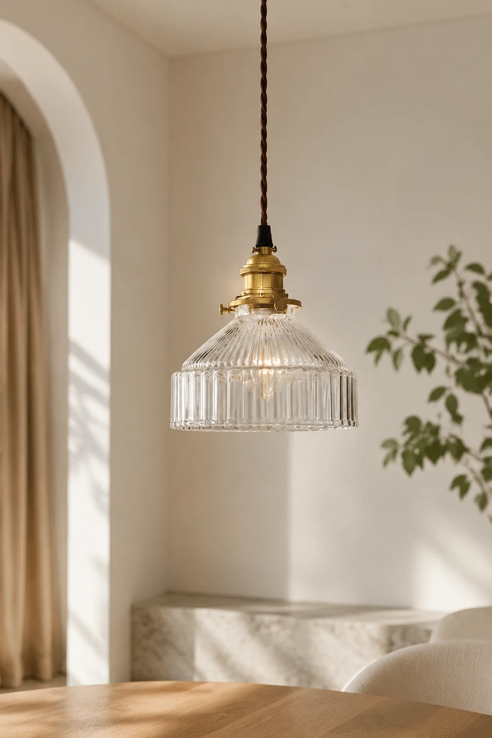 Cairns Pendant Light Dome Vintage, Glass, Brass/Black, Dining Room - Lumpaz