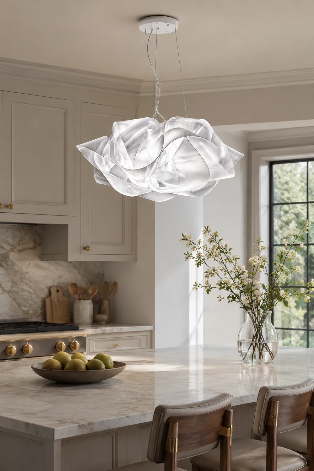 Bella Art Deco Flower Pendant Light, Acrylic, Living Room/Art Gallery - Lumpaz