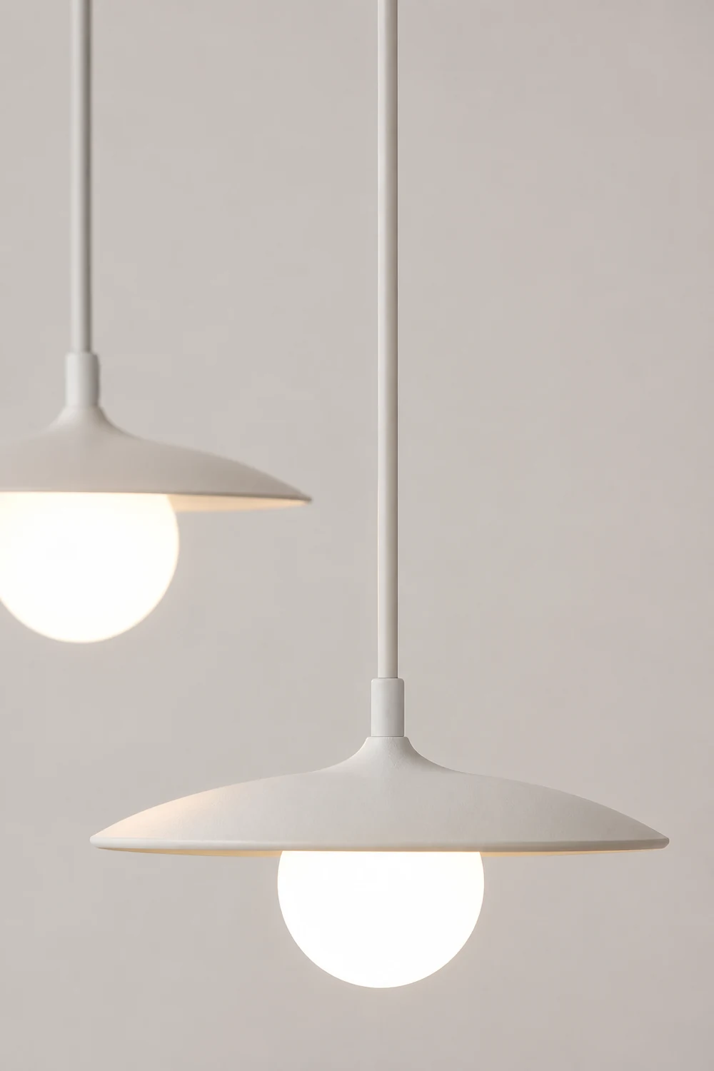 Carins Metal Cluster Pendant Light, 31.5"/46.8" - Lumpaz