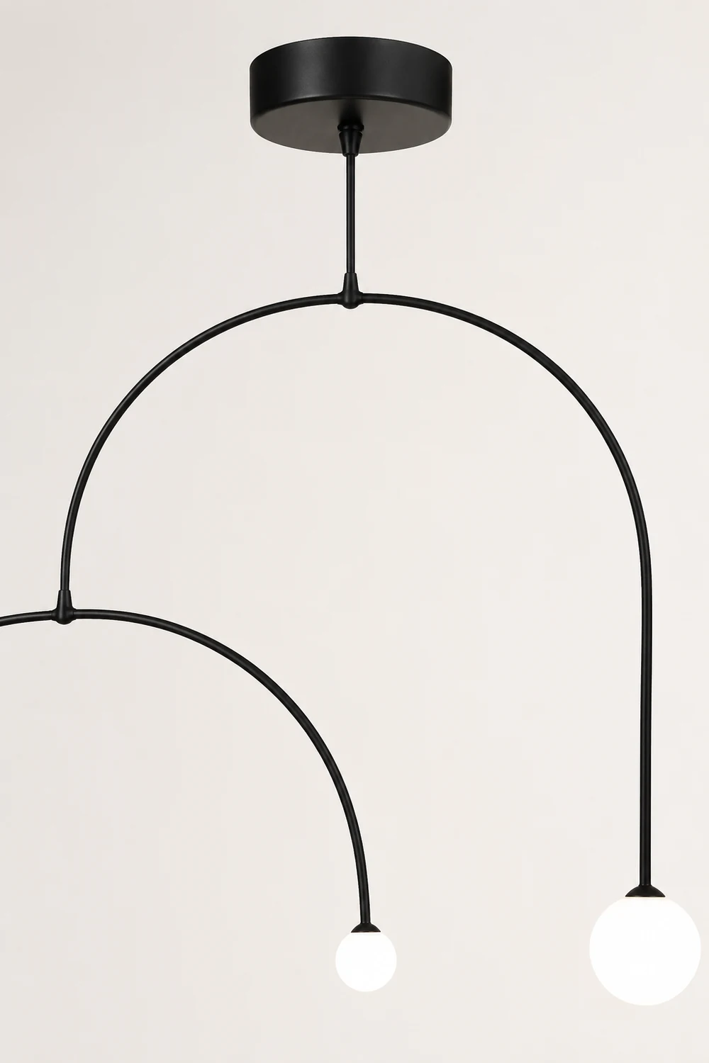 Avi Minimalist Linear Metal Pendant Light, Black - Lumpaz