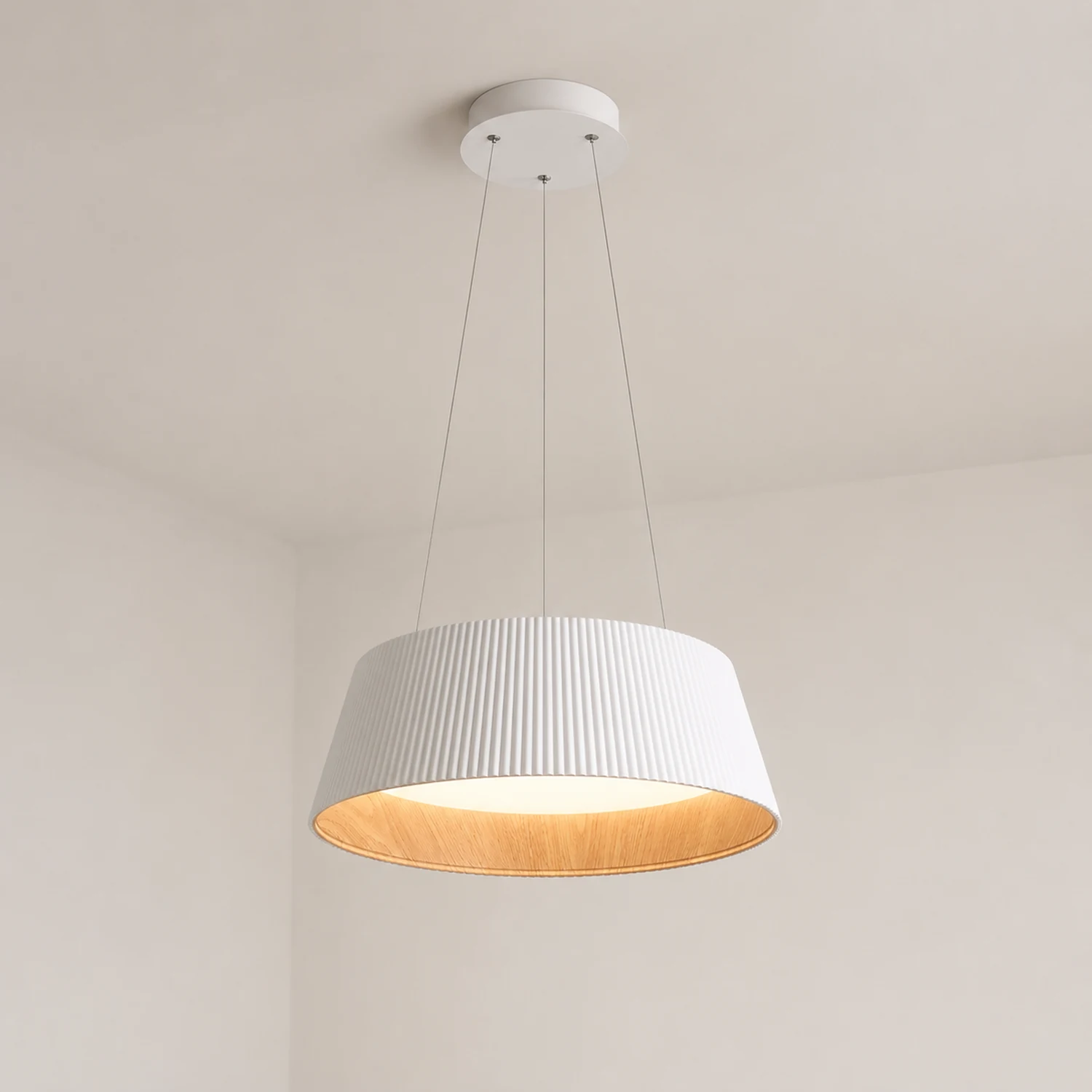 Modern Ribbed Pendant Light - Lumpaz