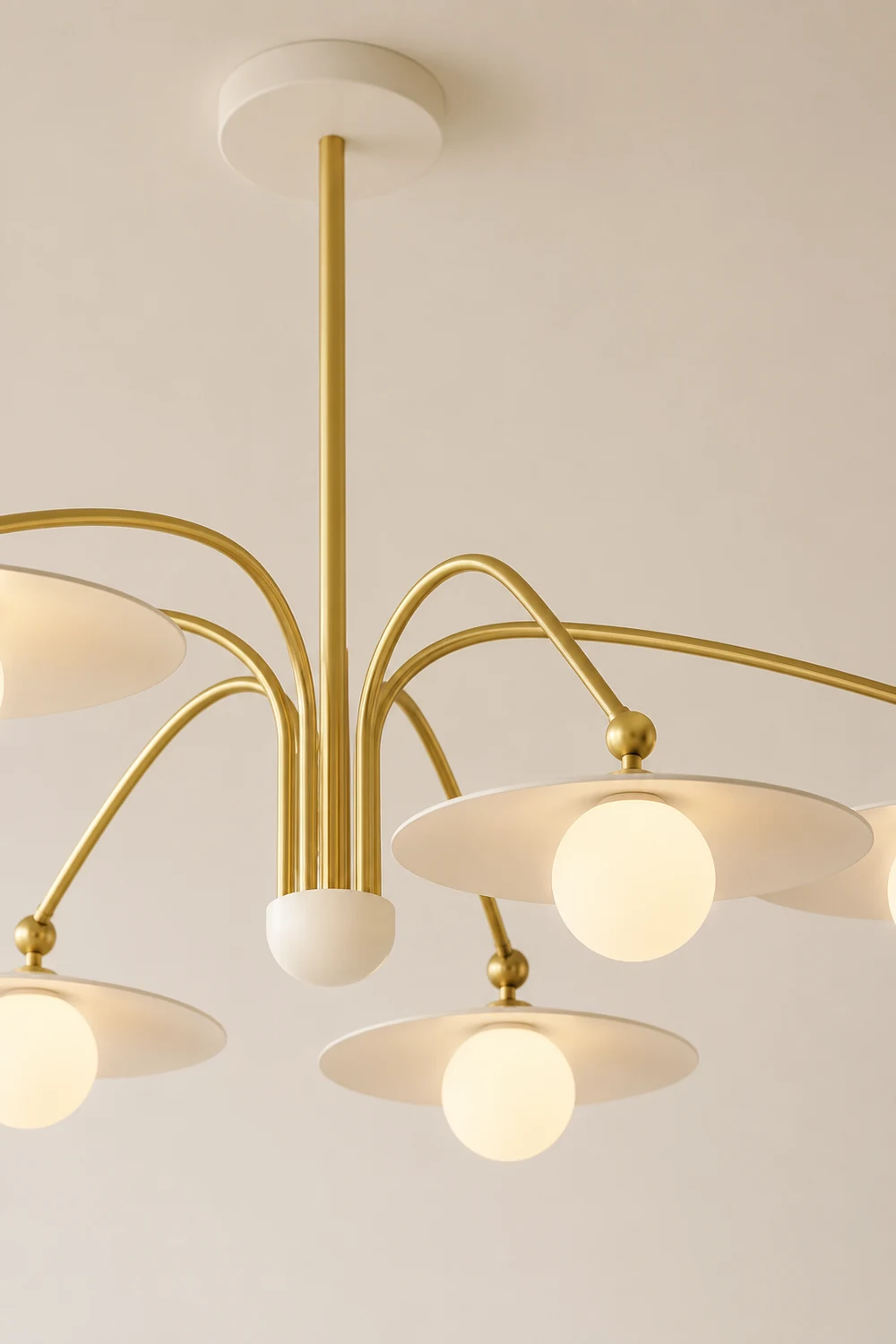 Cairns Minimalist Blown Metal Pendant Light, White/Gold - Lumpaz