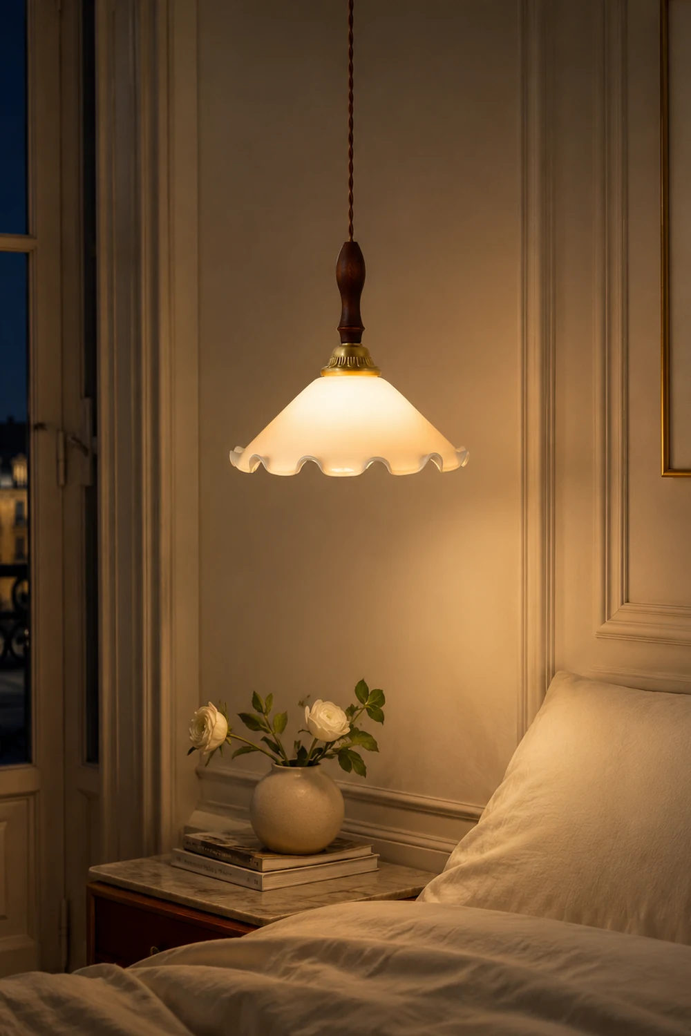 Milky Flower Pendant Light - Lumpaz