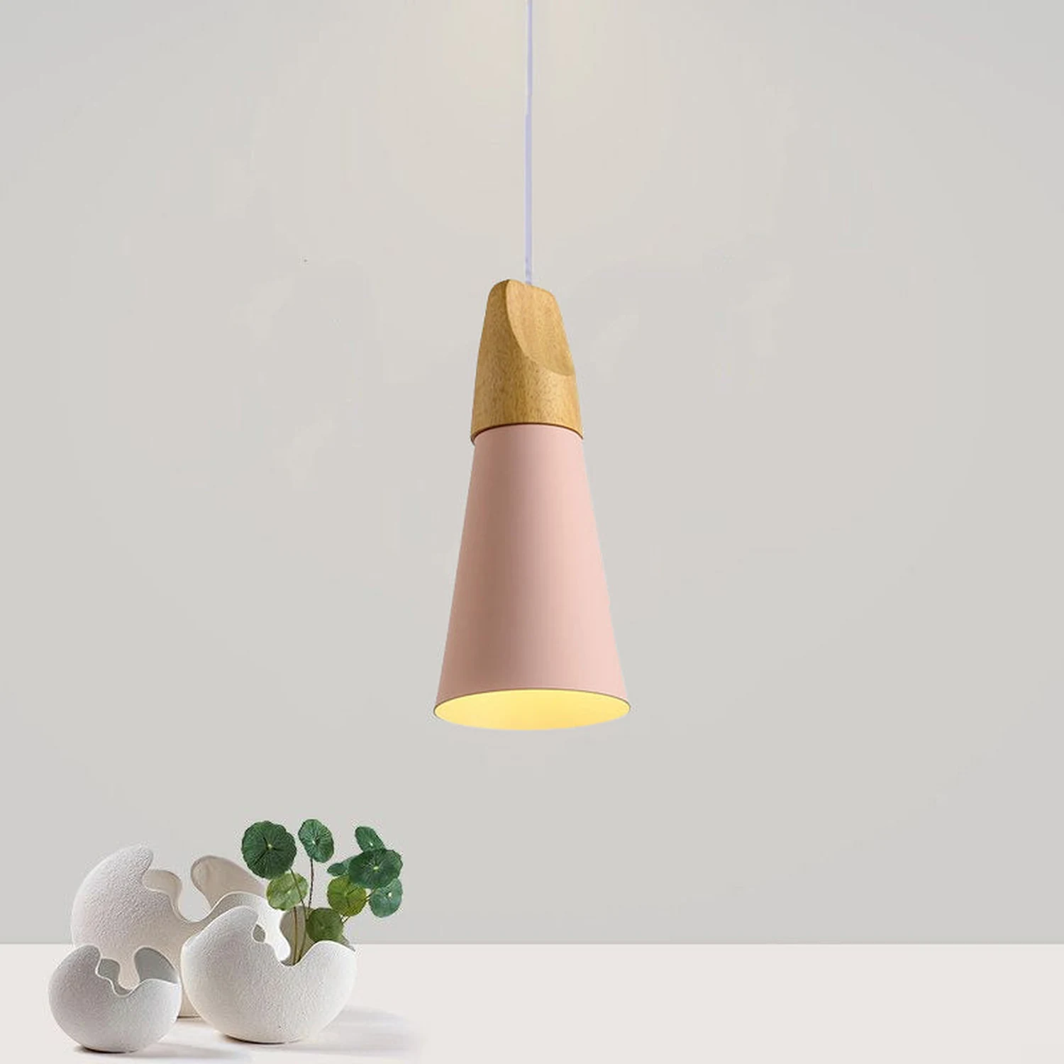 Morandi Multi-Shaped Wood And Metal Pendant Light, 6 Colors - Lumpaz