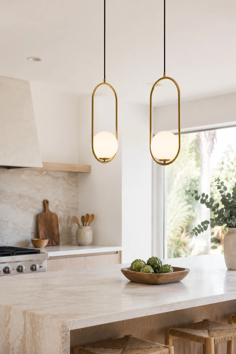 Valentina Globe Pendant Light, Gold/Black - Lumpaz