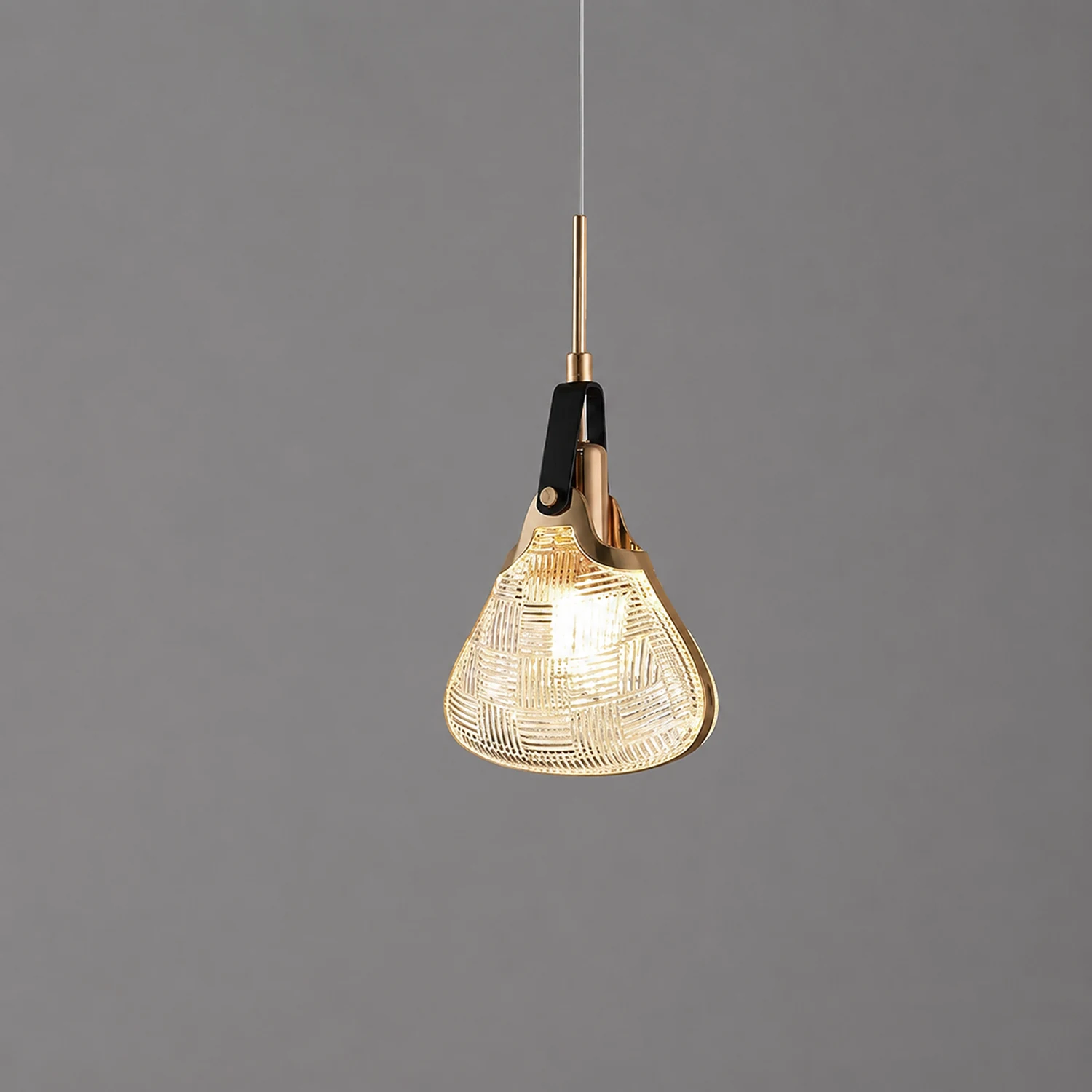 Hailie Postmodern Elegant Gold/Black Bedroom Pendant Light - Lumpaz