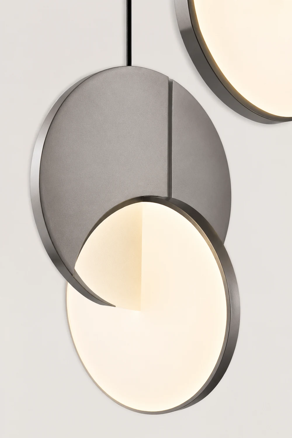 Welsh Pendant Light, Disc, Gold/Silver - Lumpaz