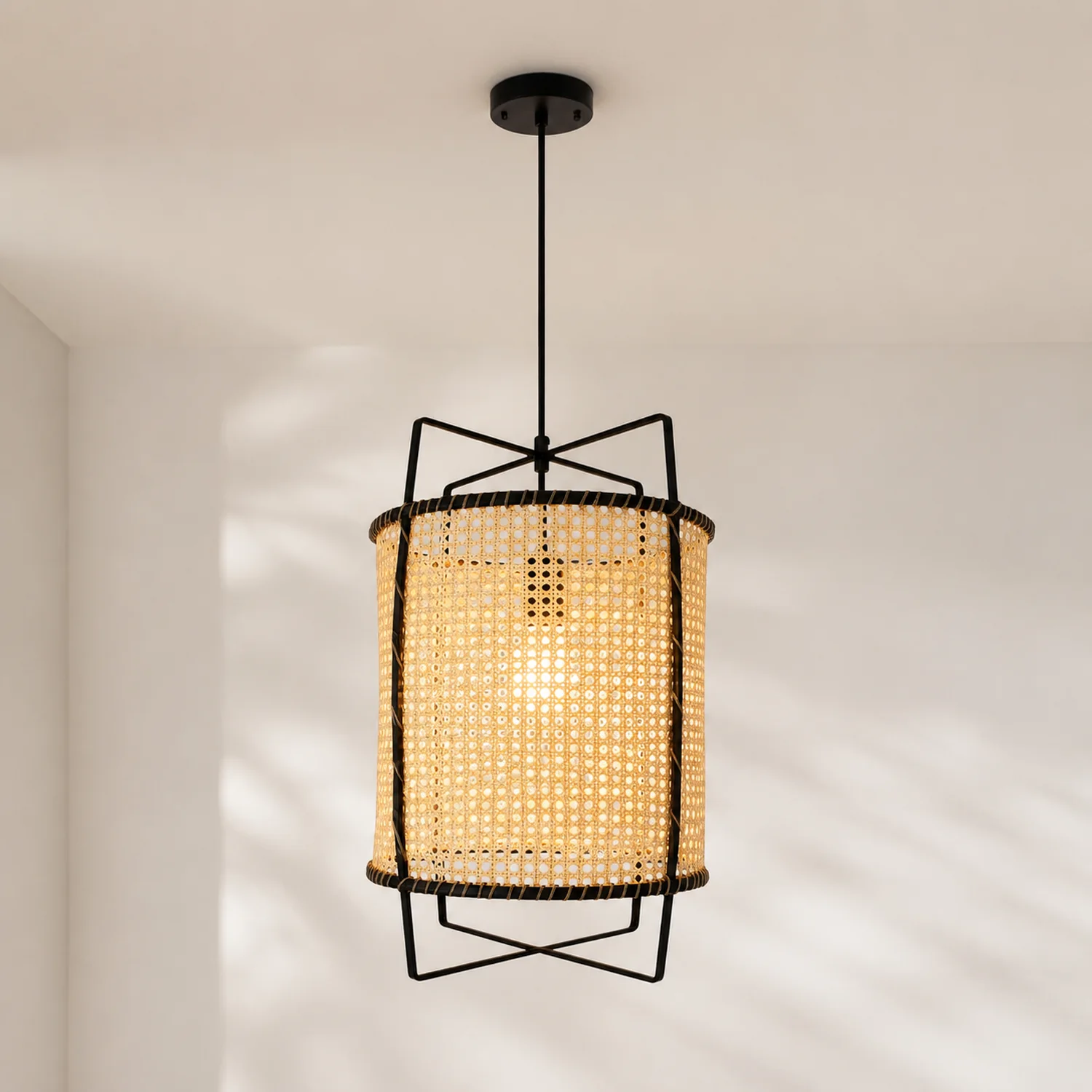 Rattan Cane Pendant Light - Lumpaz