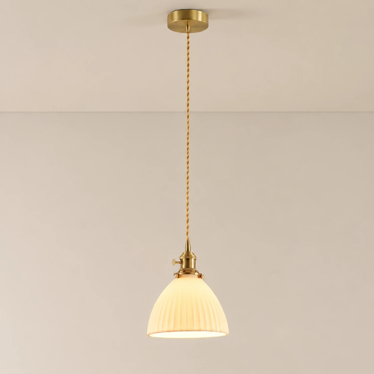 Brass Pleated Ceramic Pendant Lamp - Lumpaz
