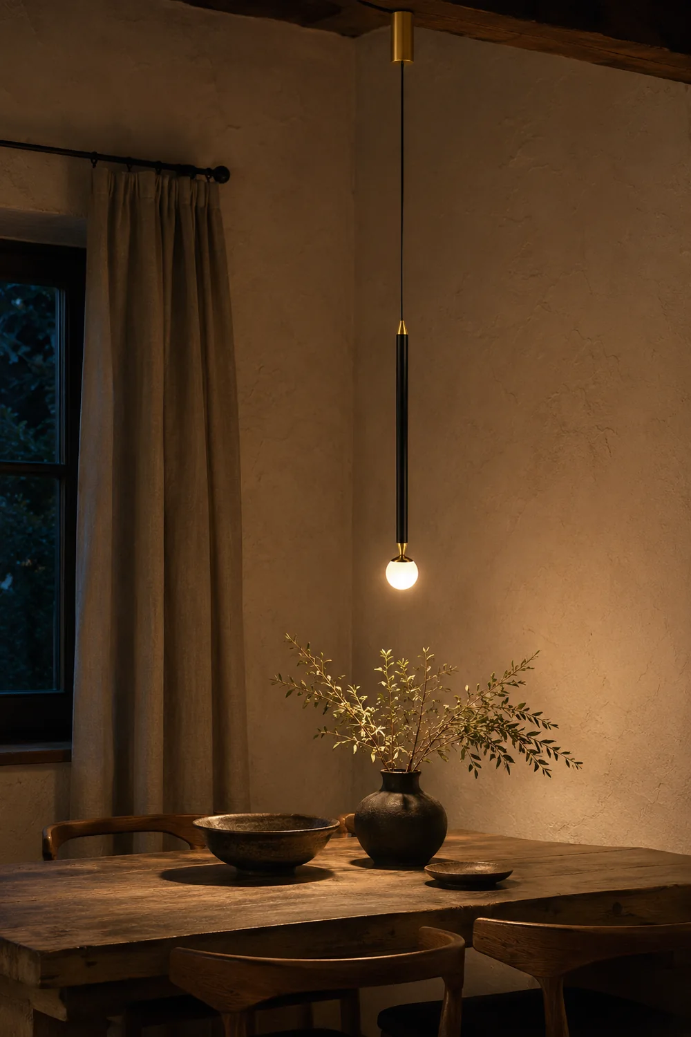 Carr Linear Metal Pendant Light, Black & Gold - Lumpaz