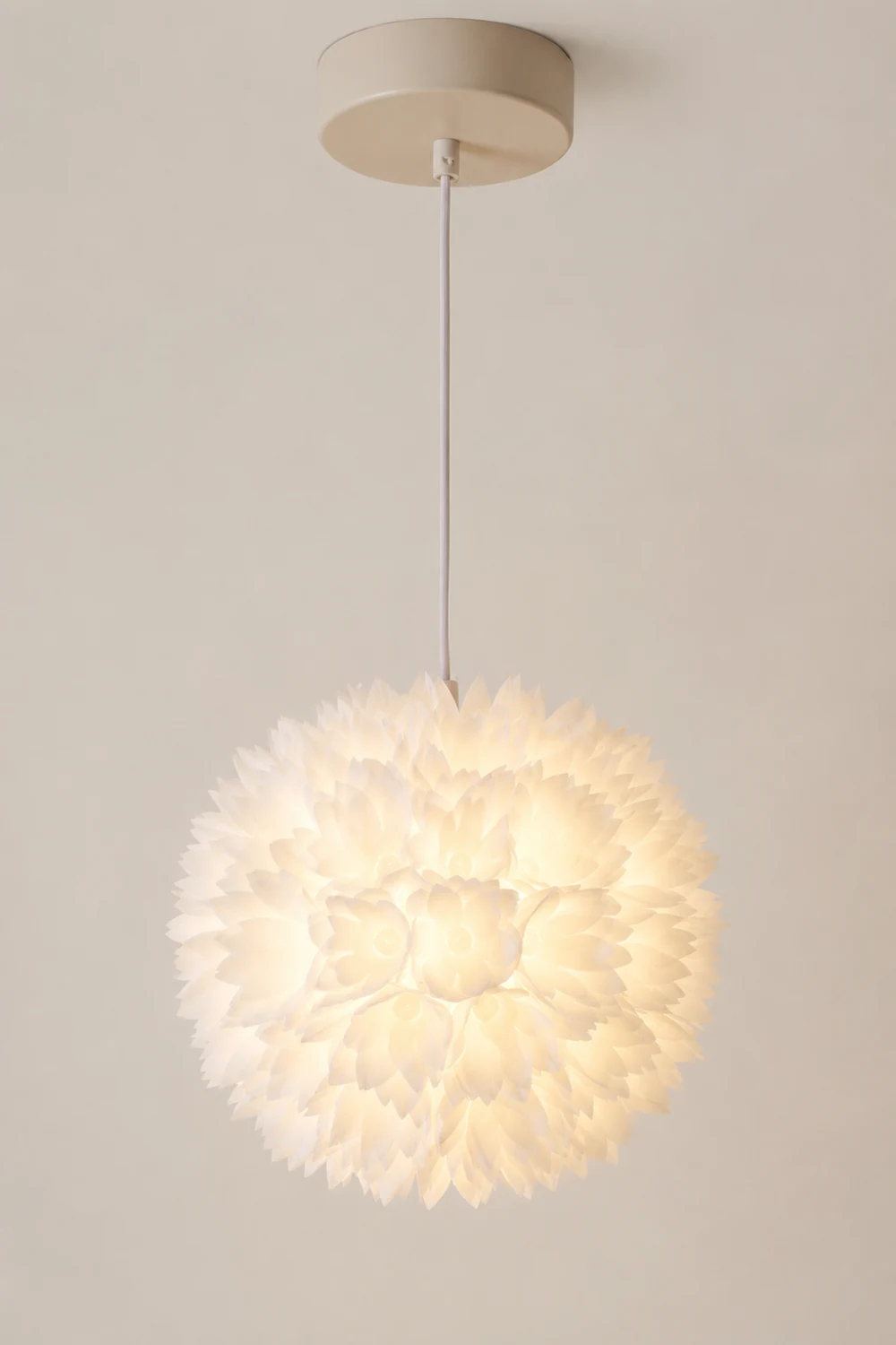 Flowers Ball Pendant Light - Lumpaz