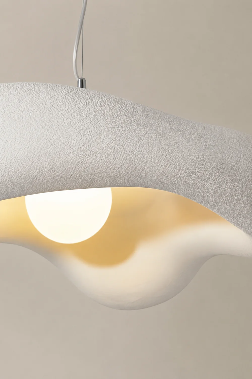 Lumina Resin Pendant Light - Lumpaz