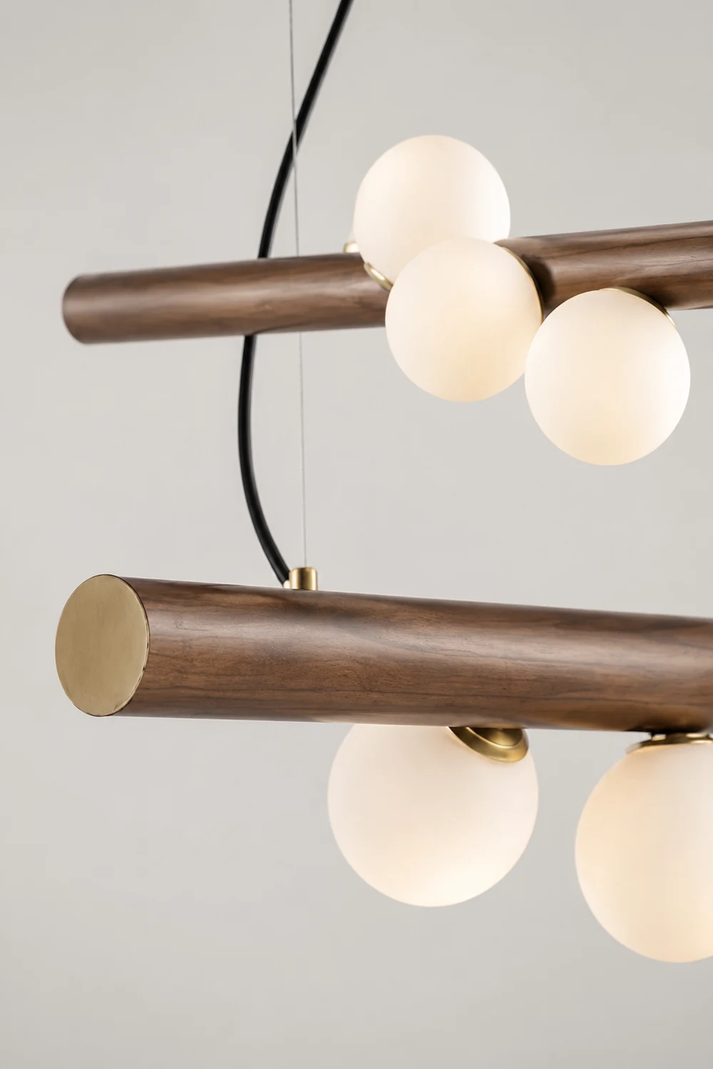 Scandinavian Wooden Pendant Lamp - Lumpaz