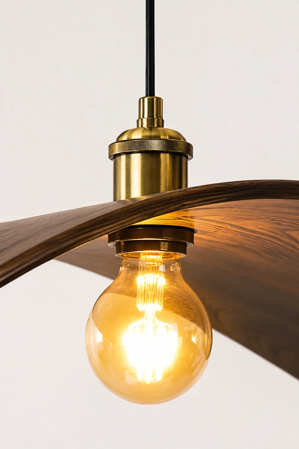 Curve Wooden Pendant Lamp - Lumpaz
