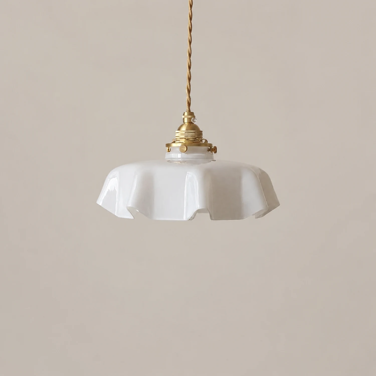 French Flower Pendant Light - Lumpaz
