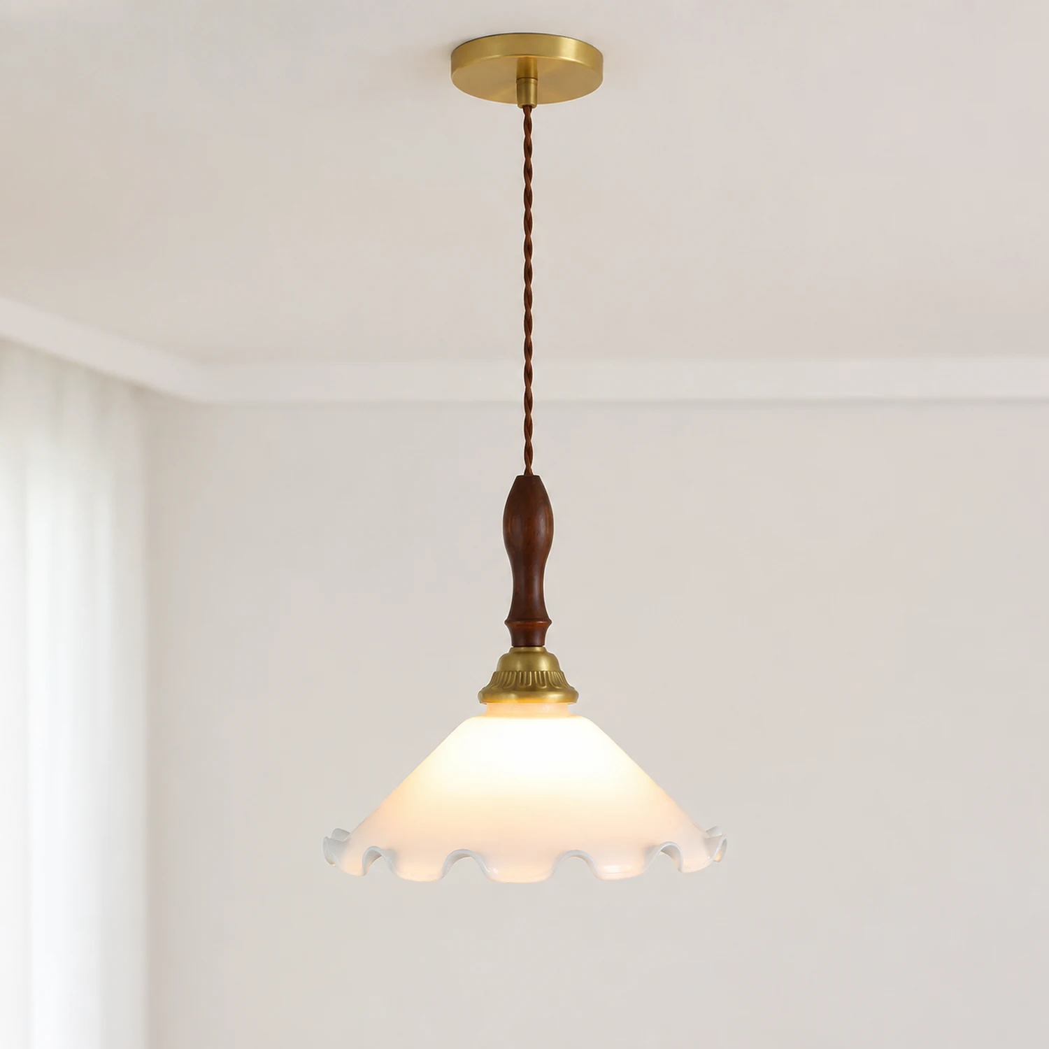 Milky Flower Pendant Light - Lumpaz