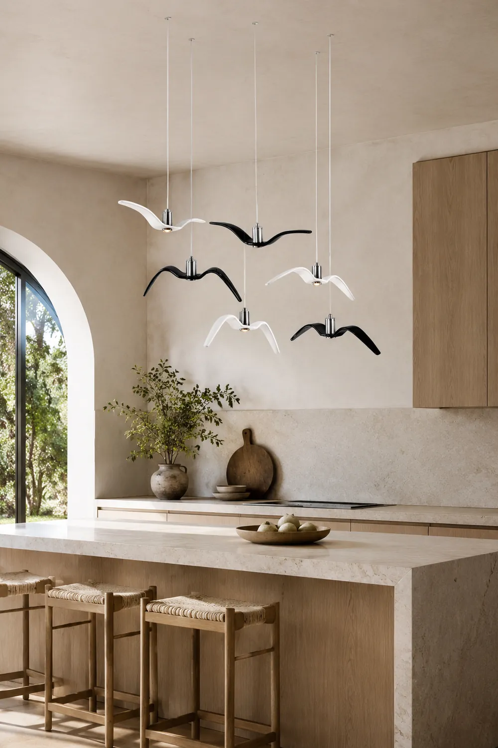 Seagull Resin Pendant Light - Lumpaz