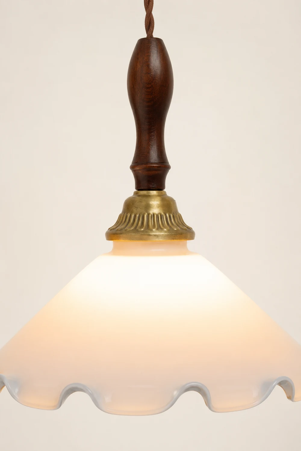 Milky Flower Pendant Light - Lumpaz