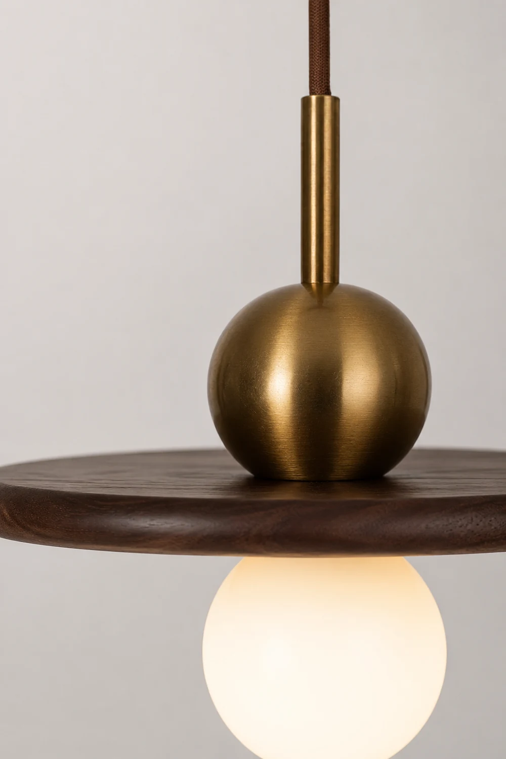 Flying Saucer Walnut Pendant Lamp - Lumpaz