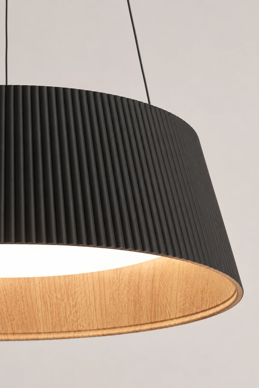 Modern Ribbed Pendant Light - Lumpaz