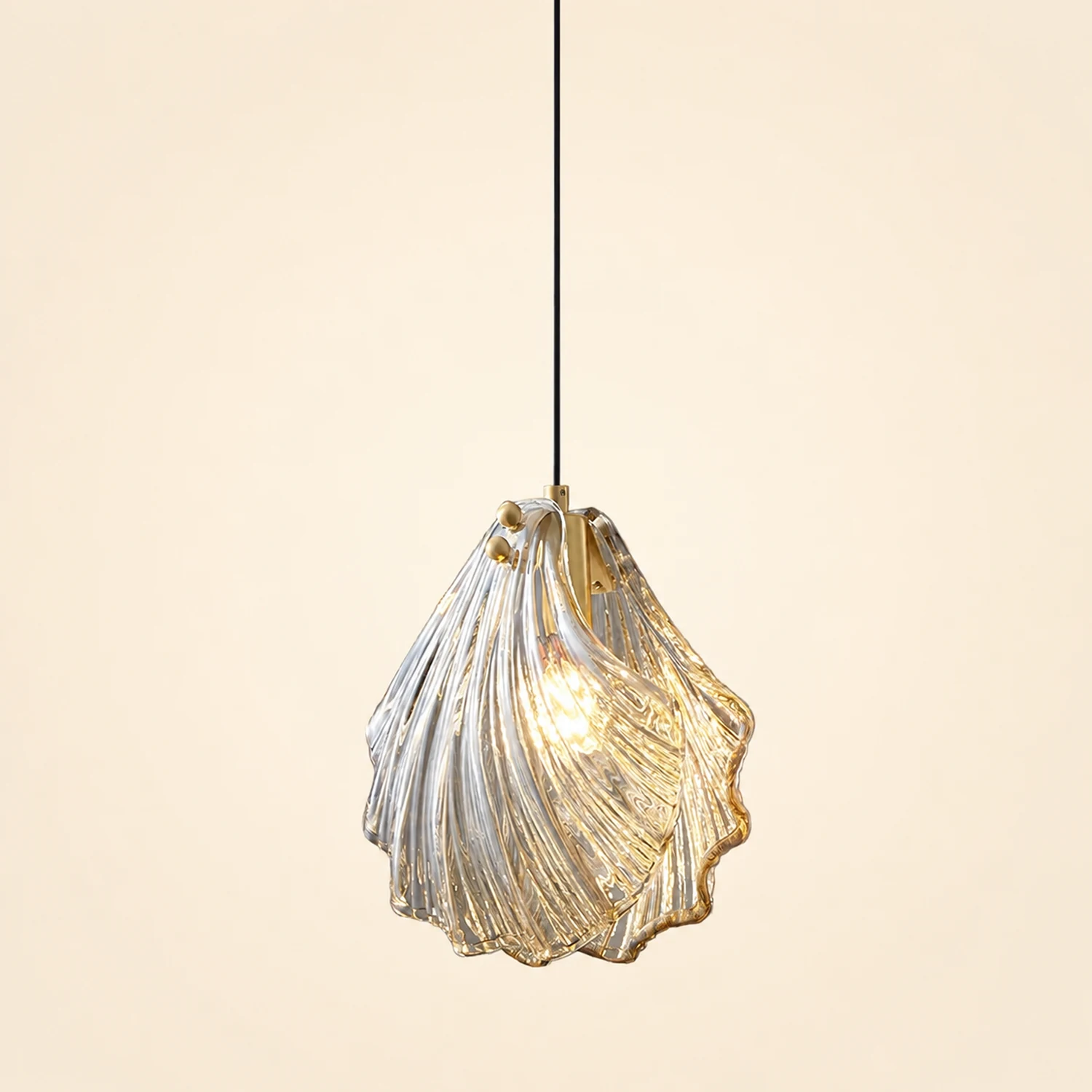 Shell Mini Pendant Light - Lumpaz