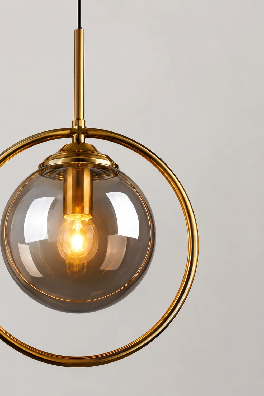 Hailie Luxury Global Glass Pendant Light Aith A Metal Ring - Lumpaz