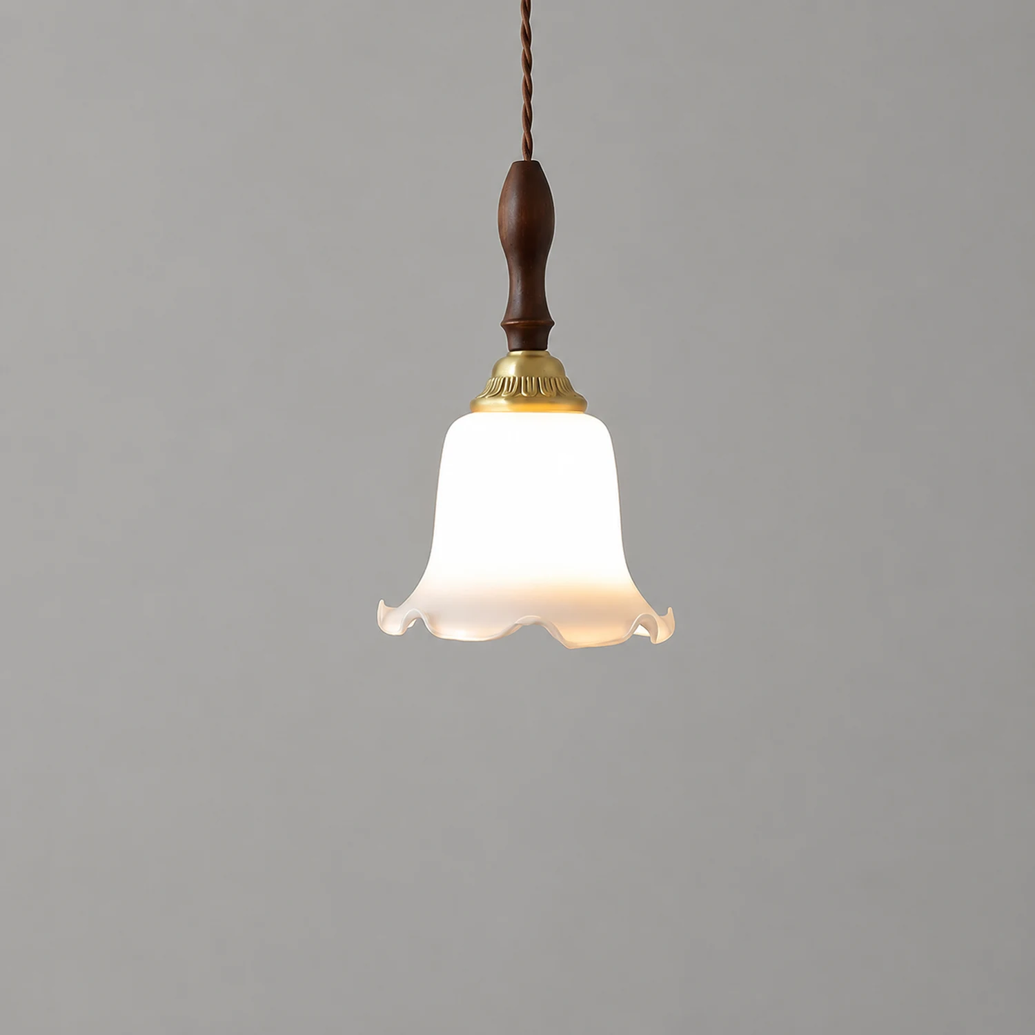 Milky Flower Pendant Light - Lumpaz